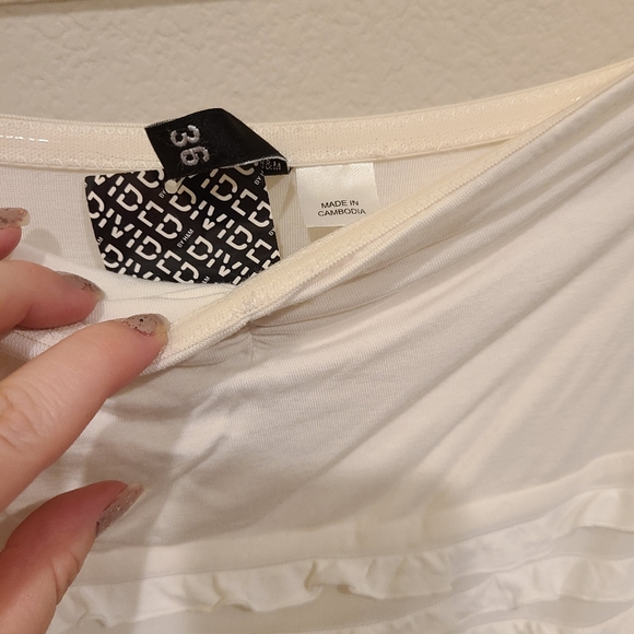 NWT White Fitted Dress - Picture 2 of 6